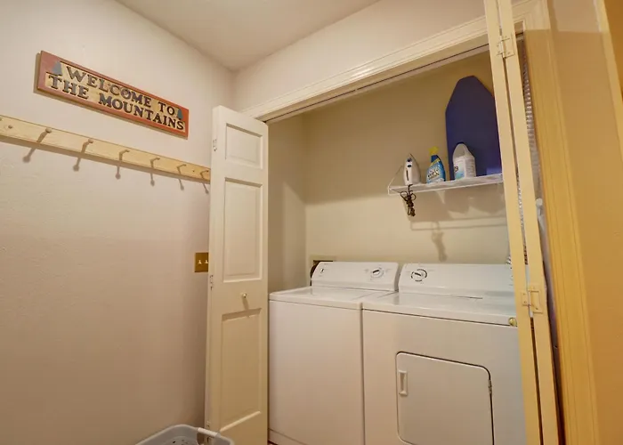 Apartment 4 Bedrooms
