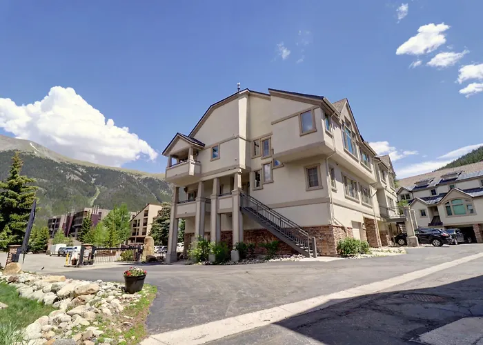 4 Bedrooms Copper Mountain