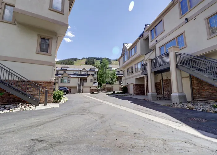 4 Bedrooms Copper Mountain